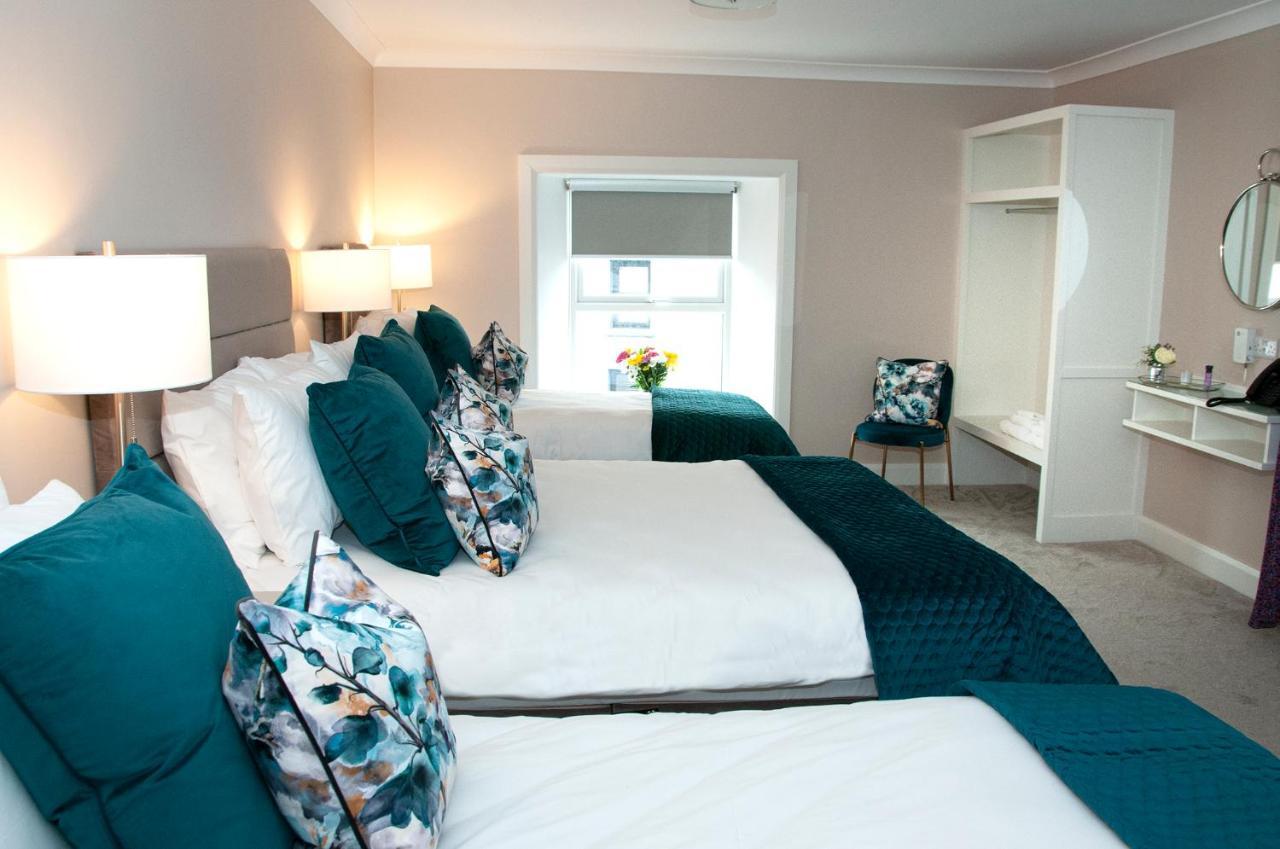 The Dolphin Hotel Crossmolina Exteriér fotografie
